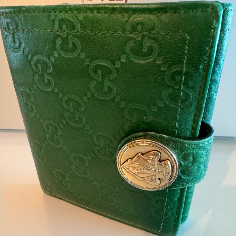GUCCI ‎leather wallet Guccissima
Green